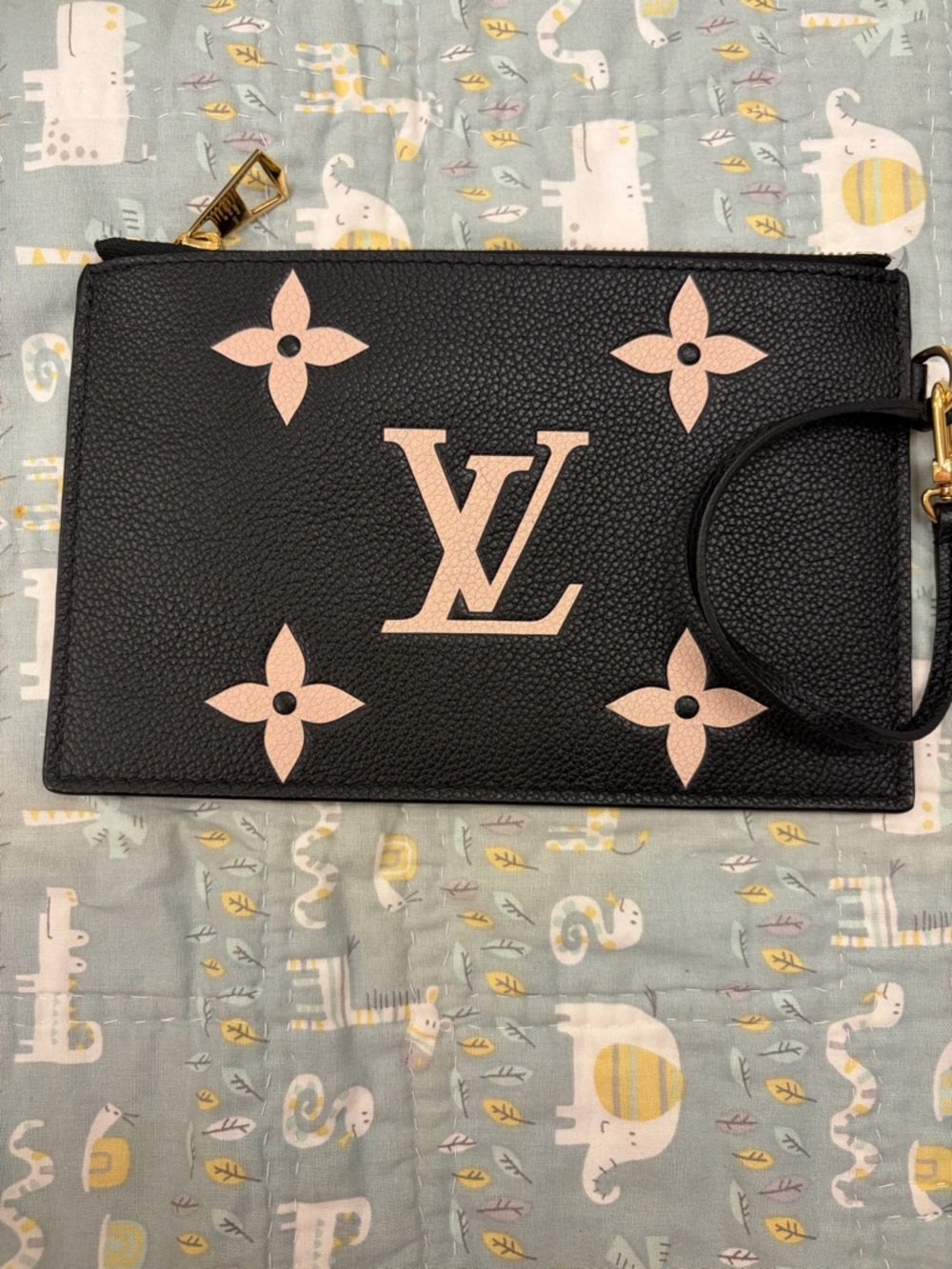 Lpuis Vuitton Neverfull Pouch
